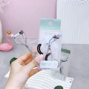 Kẹp bấm mi tạo độ cong, chắc tay The Face Shop Eyelash Curler kèm 2 đệm thay thế 